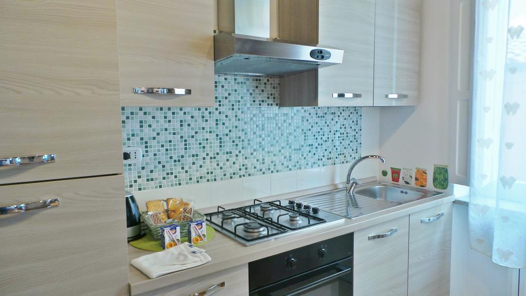 Casa Tua A Monti Appartement Rome Buitenkant foto