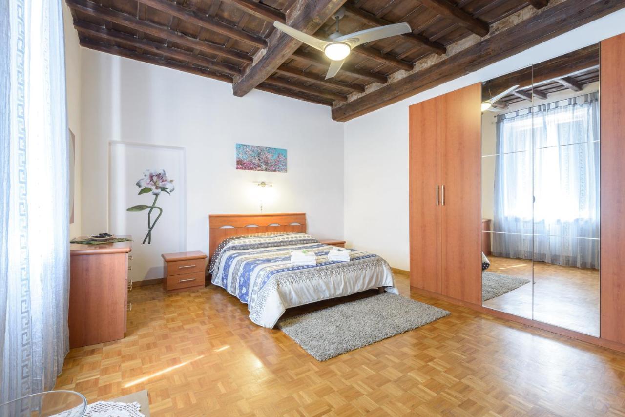 Casa Tua A Monti Appartement Rome Kamer foto